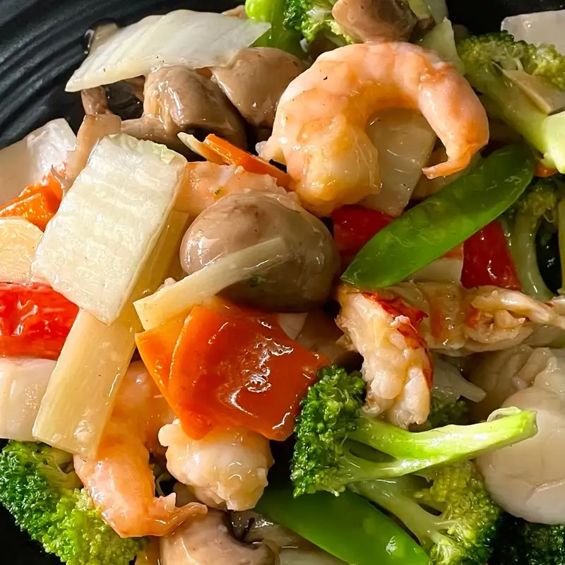 H18. Seafood Combination
