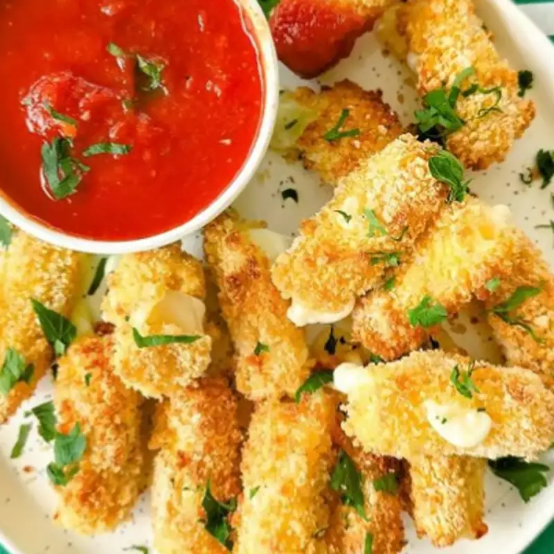 Crispy Mozzarella Sticks (6pcs)