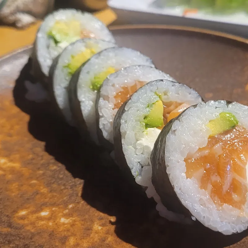 Salmon Roll