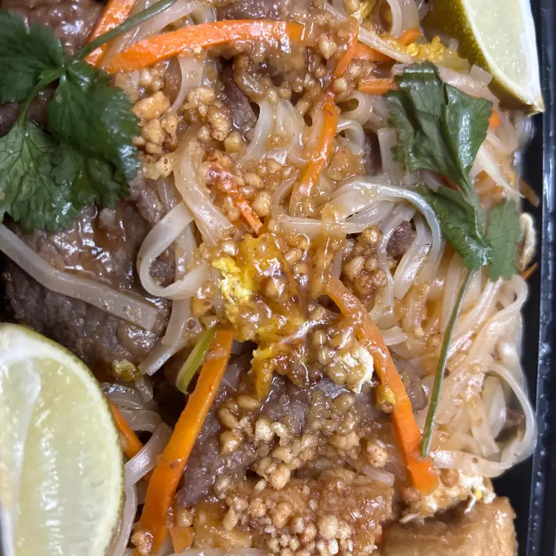 Beef Pad Thai