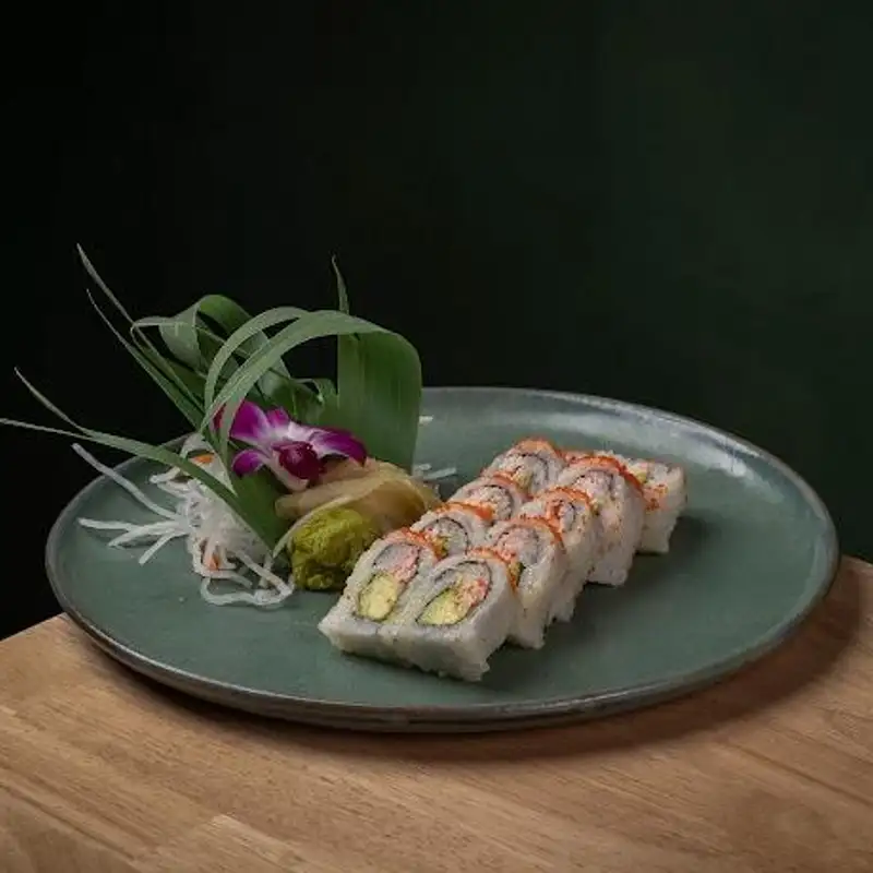 KRAB SALAD ROLL