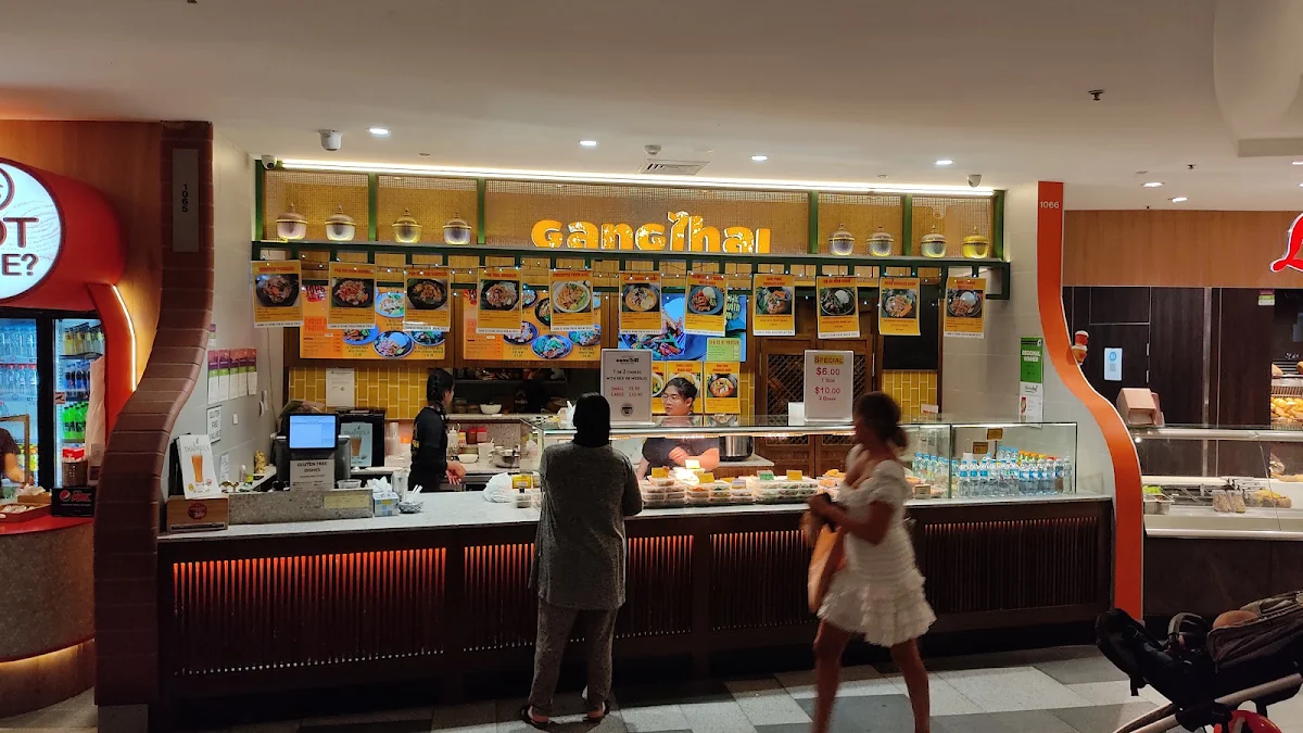 Vibe, Gang Thai