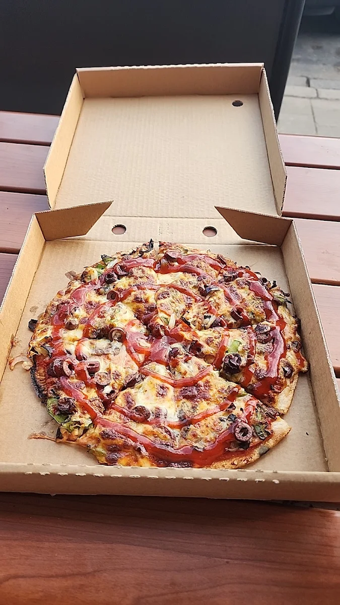 Food & drink, CENTRAL TAKEAWAY AND PIZZA