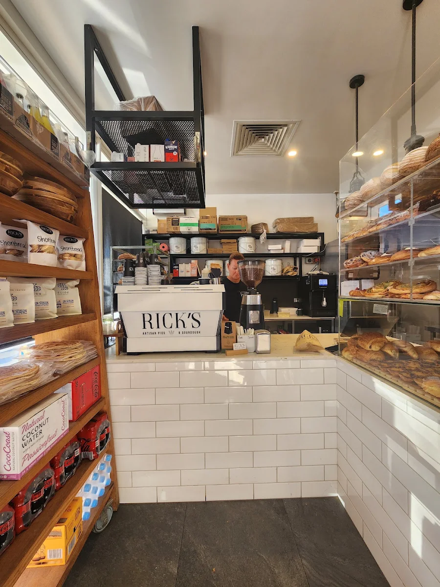 Vibe, Rick’s Artisan Pies & Sourdough