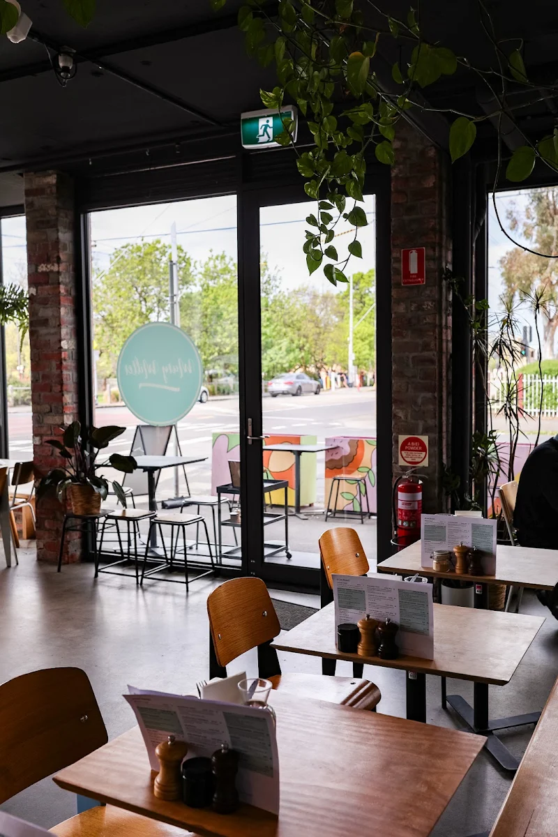 Vibe, Mary Miller Cafe