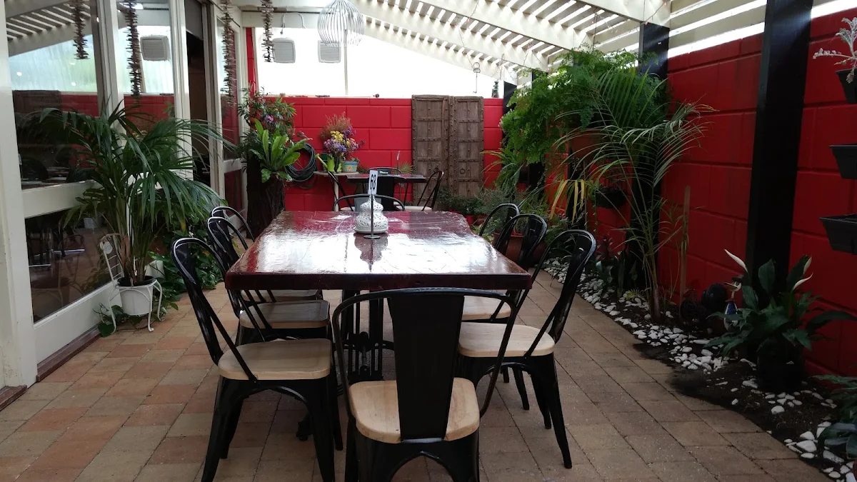 Vibe, Sorrento Thai