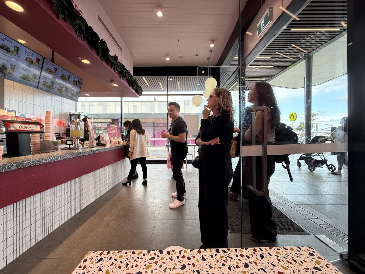 Vibe, Flipp Burgers | Elara Village