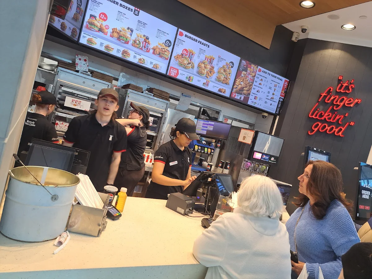 Vibe, KFC Pacific Fair