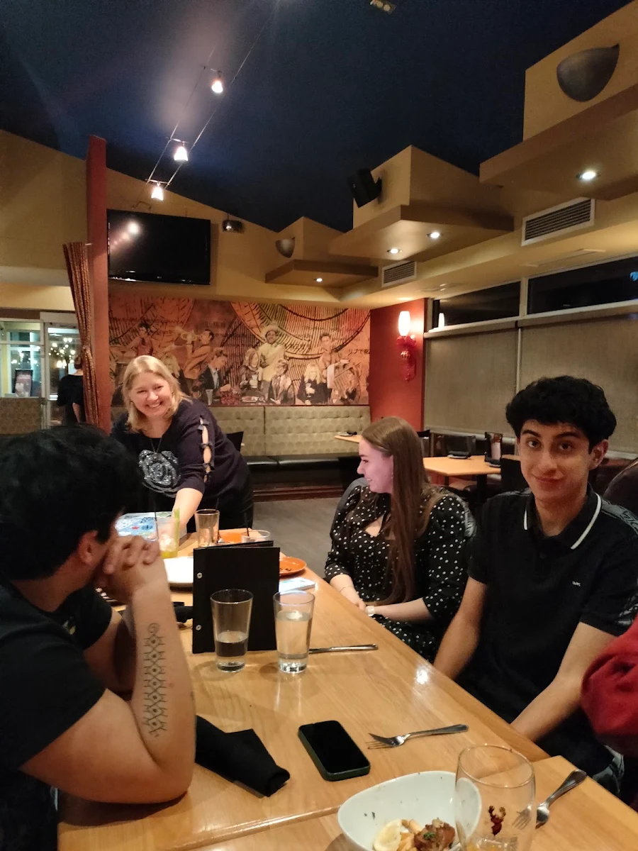 Vibe, Tony Roma's