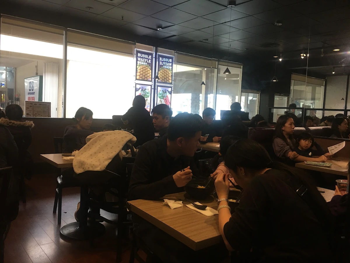 Vibe, Bubble Waffle Cafe