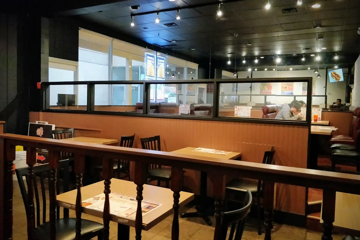 Vibe, Bubble Waffle Cafe
