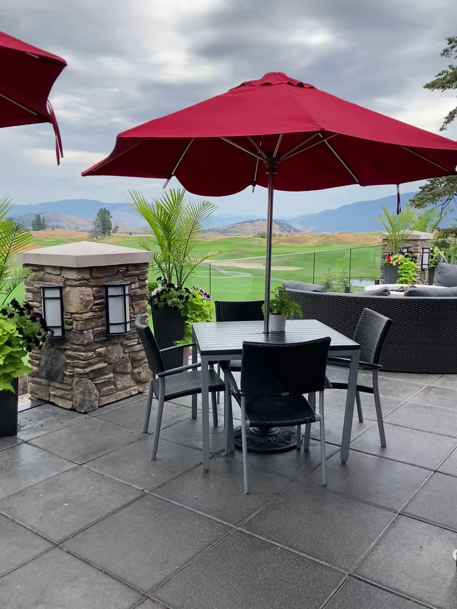 Vibe, RANGE restaurant, bar + patio