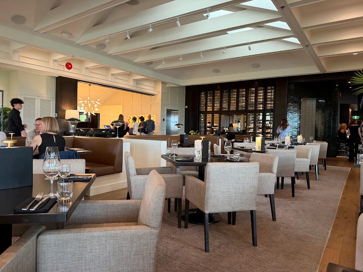 Vibe, RANGE restaurant, bar + patio