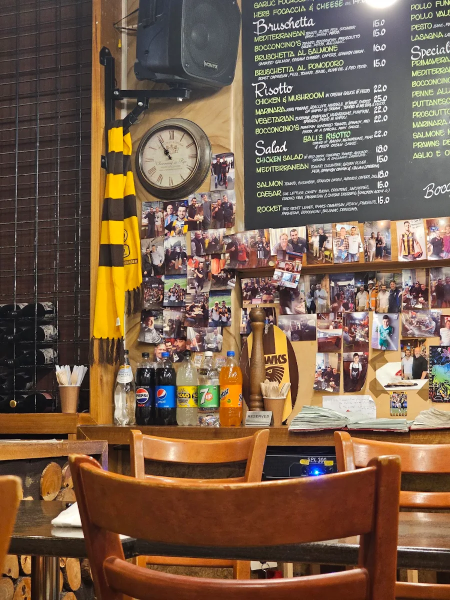 Vibe, Bocconcino's Woodfired Pizzeria