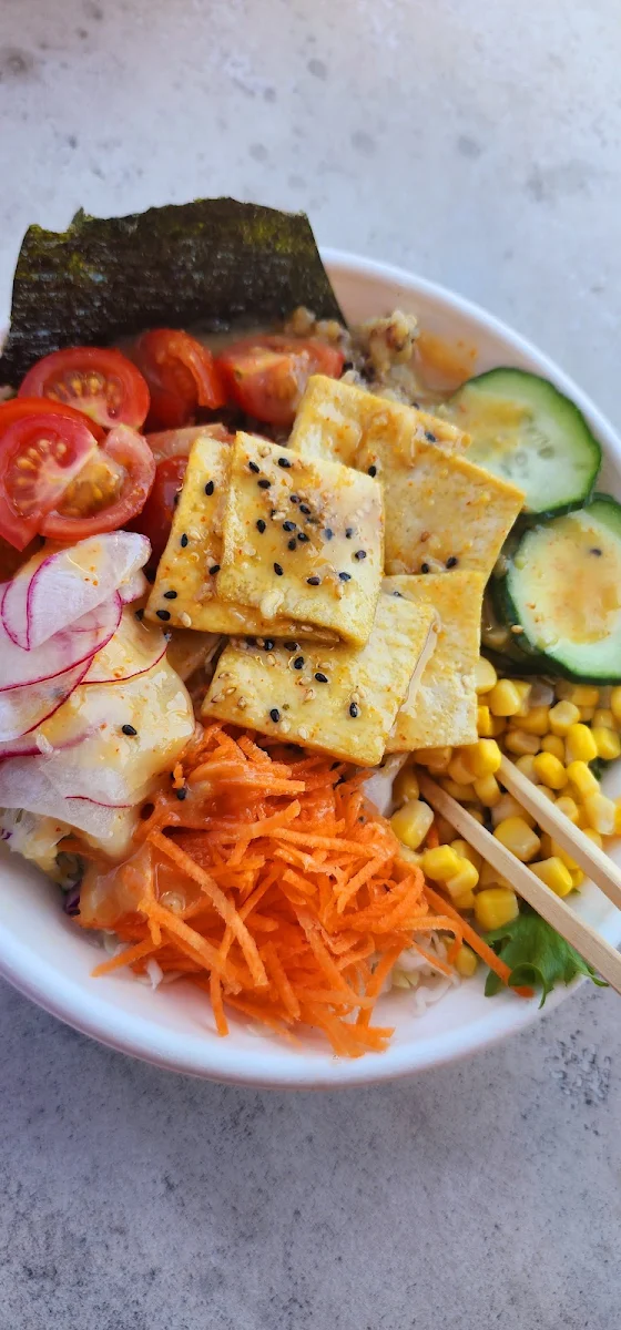 Food & drink, Lokahi Poke Bar