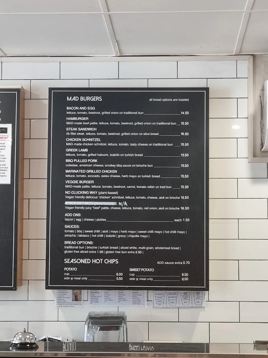 Menu, Mad Kitchen & Co