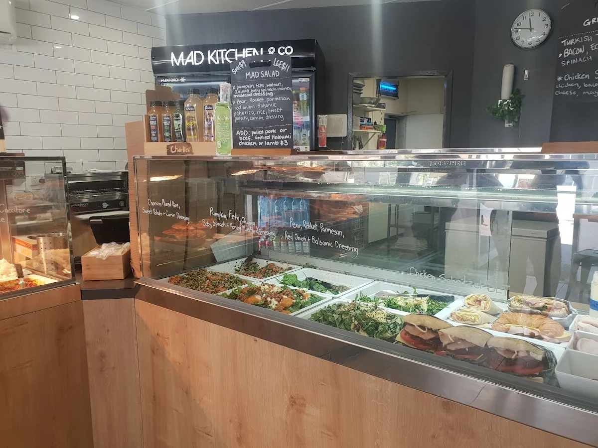 Vibe, Mad Kitchen & Co