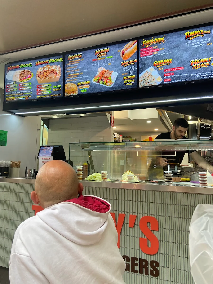 Vibe, Tommy's Kebabs & Burgers