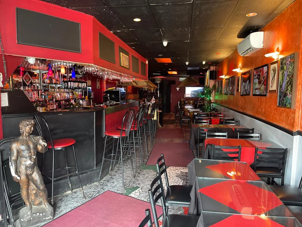 Vibe, Rendez-Vous Ethiopian and Eritrean Restaurant