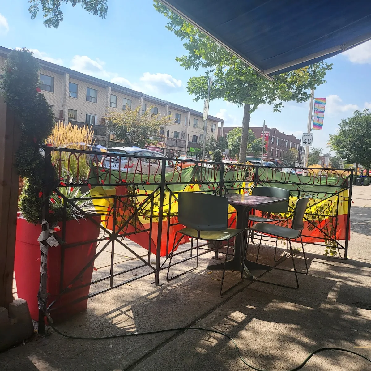 Vibe, Rendez-Vous Ethiopian and Eritrean Restaurant