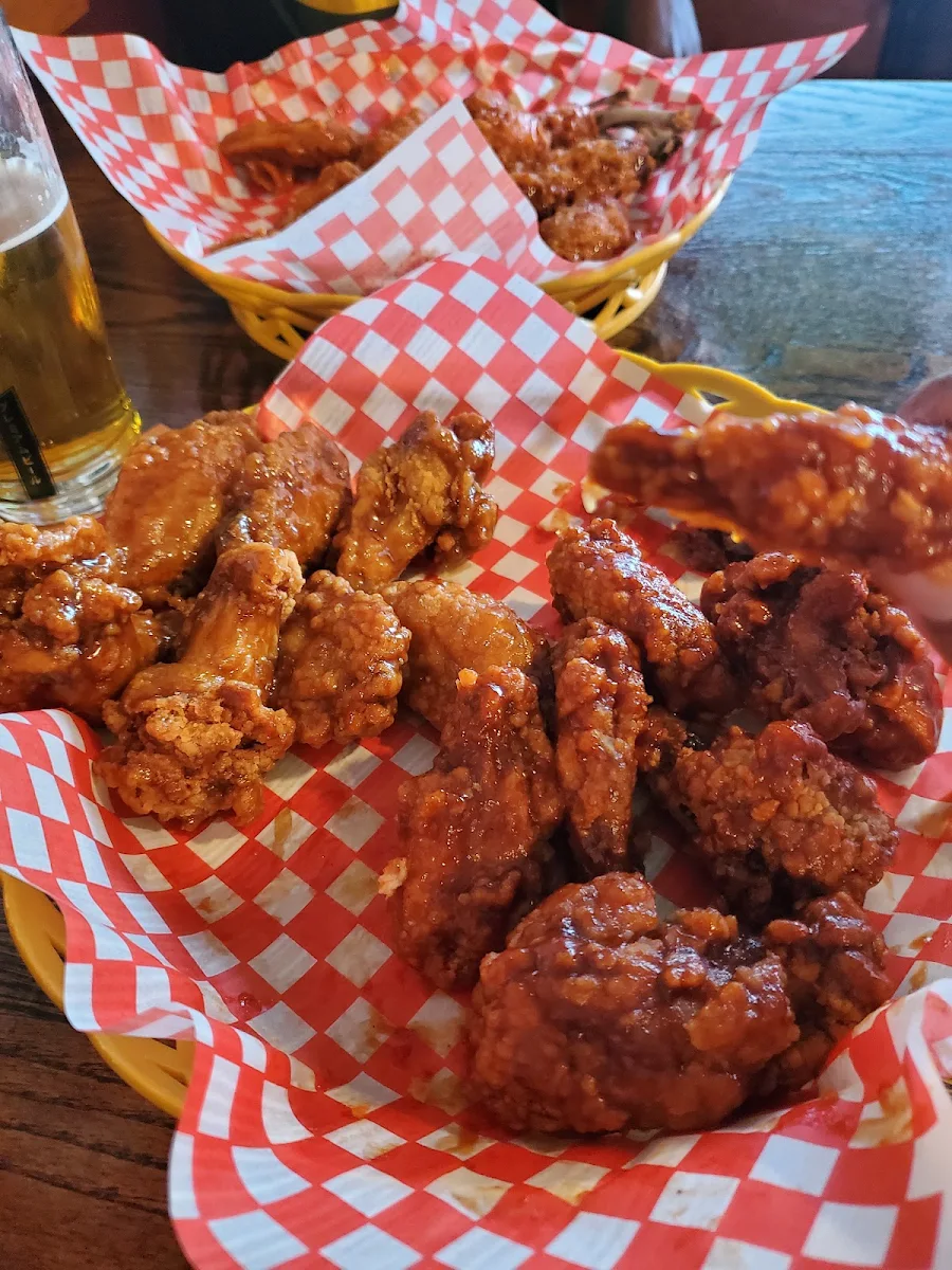 Food & drink, Cutchie's Sports Tap & Eatery