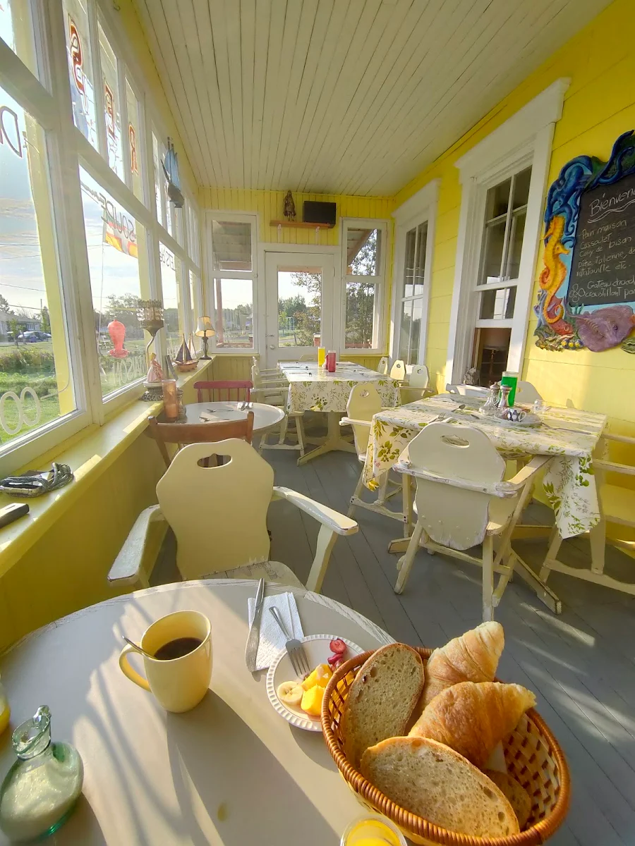 Food & drink, Auberge Café Chez Sam
