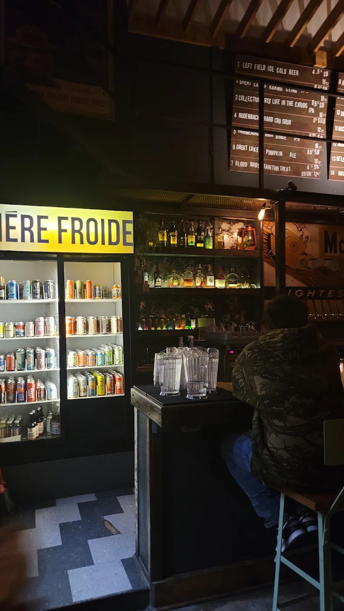 Vibe, North of Brooklyn Pizzeria