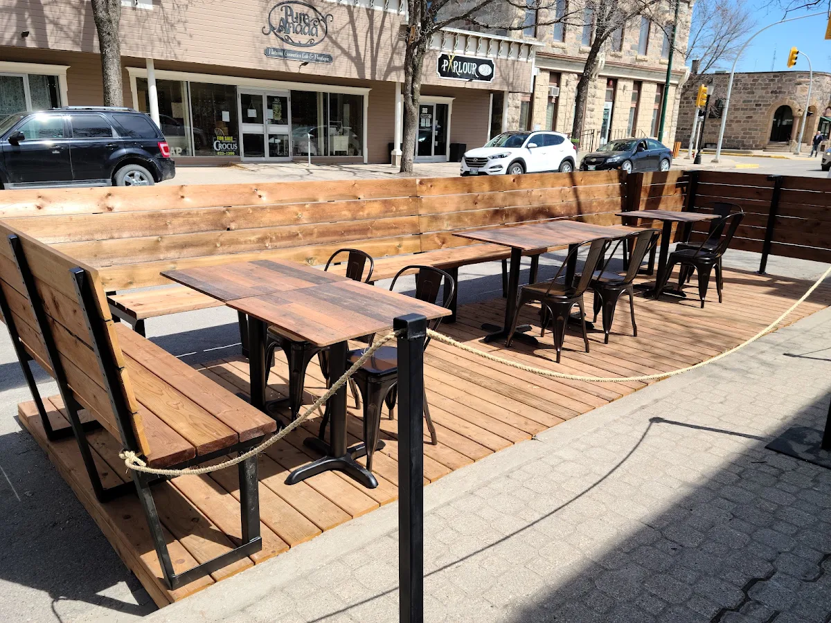 Vibe, Rendezvous Eatery and Taproom