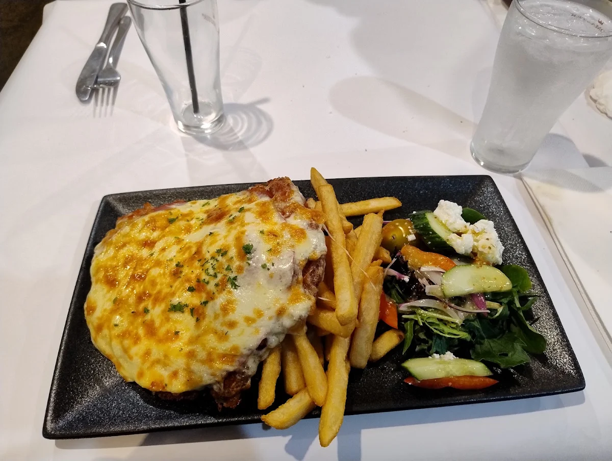 Food & drink, 12 Mile Steakhouse