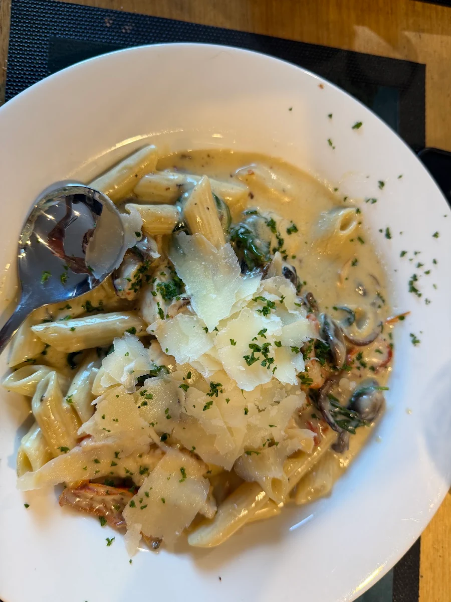 Food & drink, 12 Mile Steakhouse