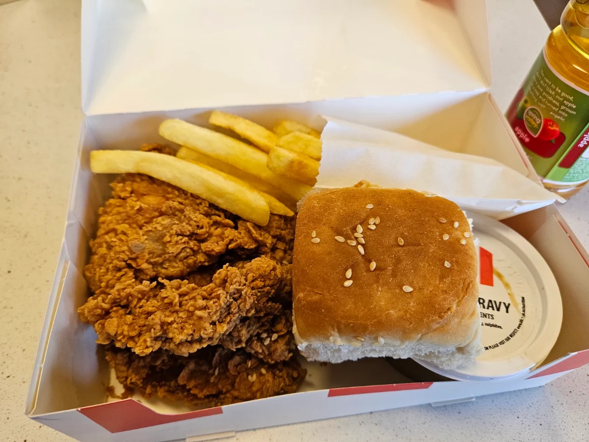 Food & drink, KFC Warwick