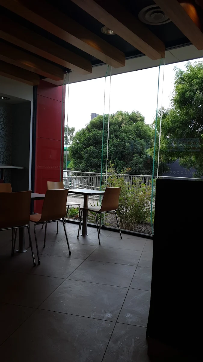 Vibe, KFC Warwick