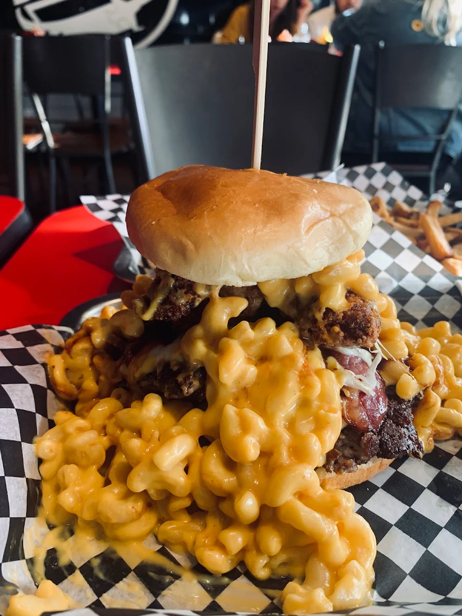 Food & drink, Top Gun Burger