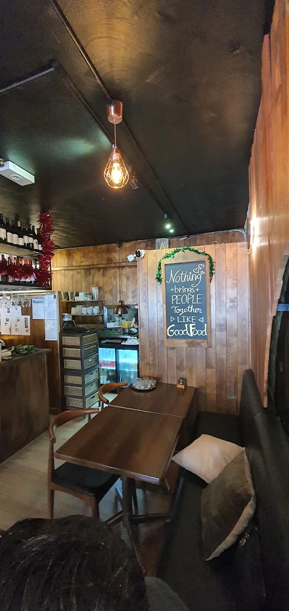 Vibe, SEASIDE Kitchen & Bar Burleigh heads