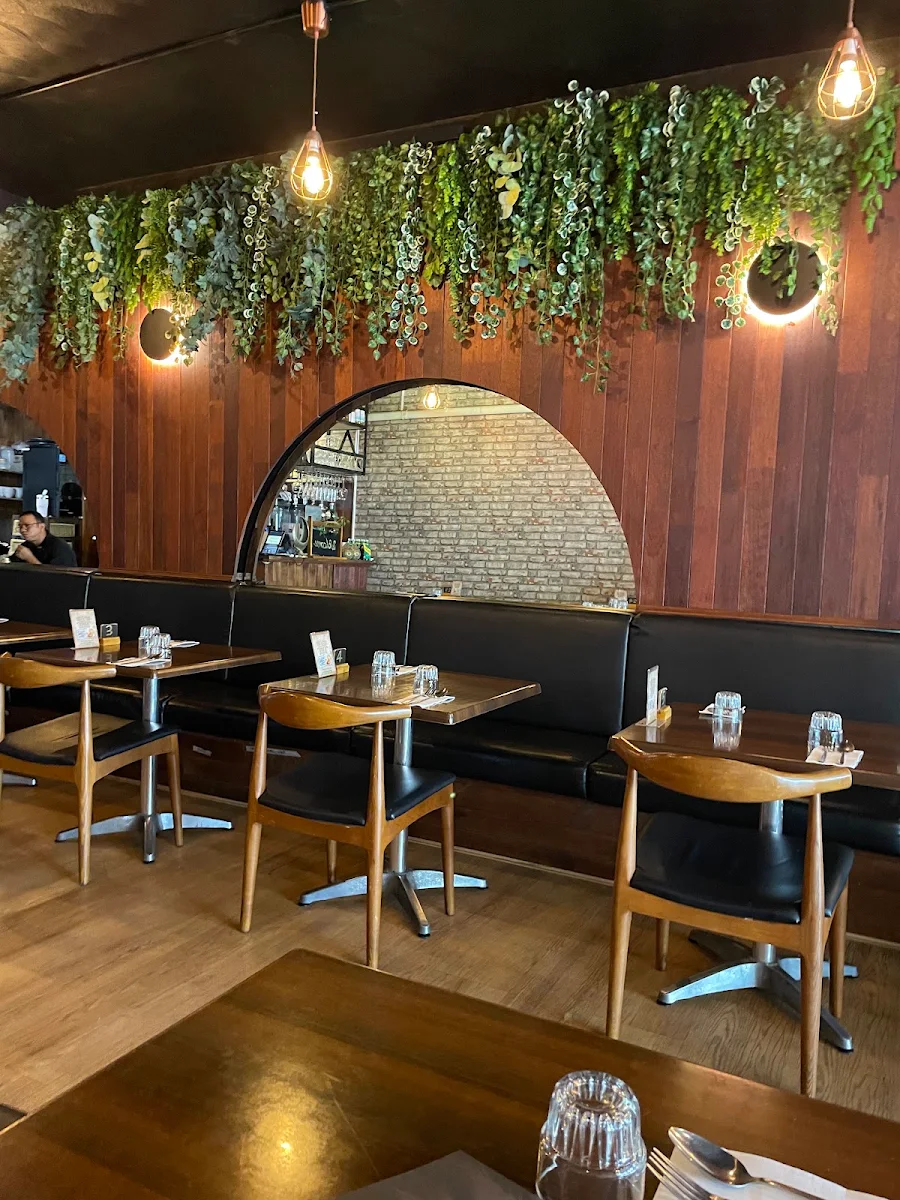 Vibe, SEASIDE Kitchen & Bar Burleigh heads