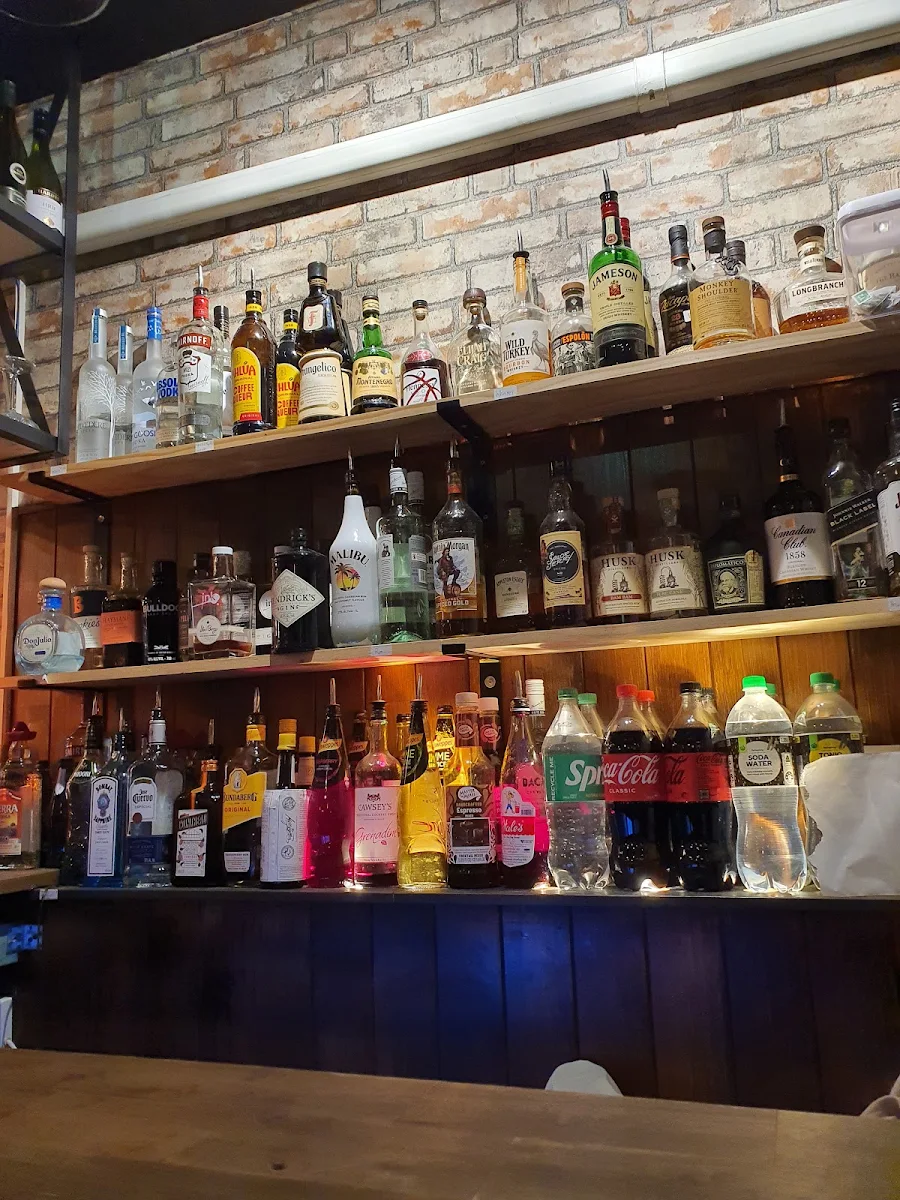 Vibe, SEASIDE Kitchen & Bar Burleigh heads