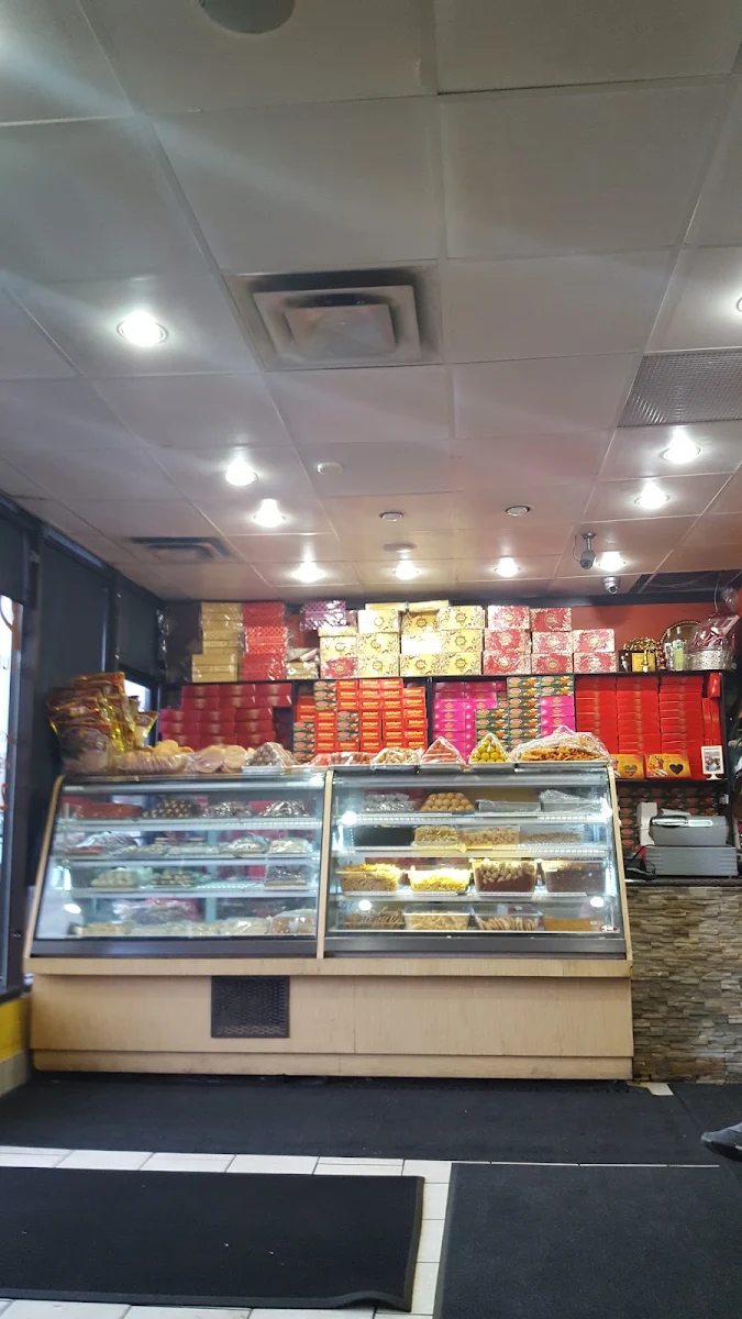 Vibe, Dil-e-Punjab Sweets & Restaurant