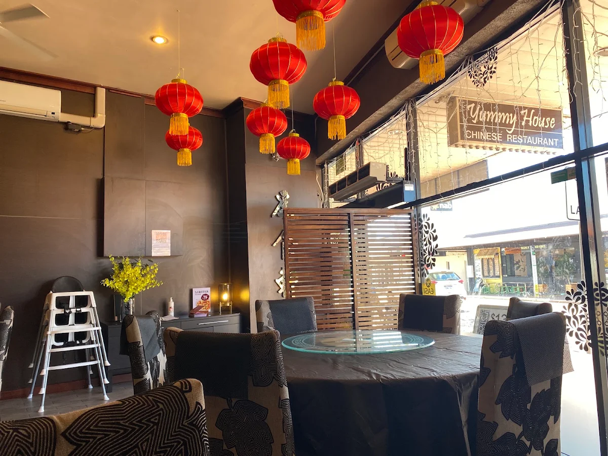 Vibe, Yummy House Chinese Restaurant