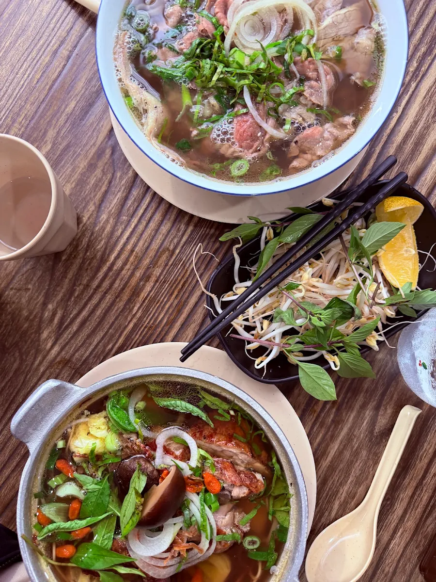 Food & drink, Mekong Riverside Vietnamese & Chinese Cuisines