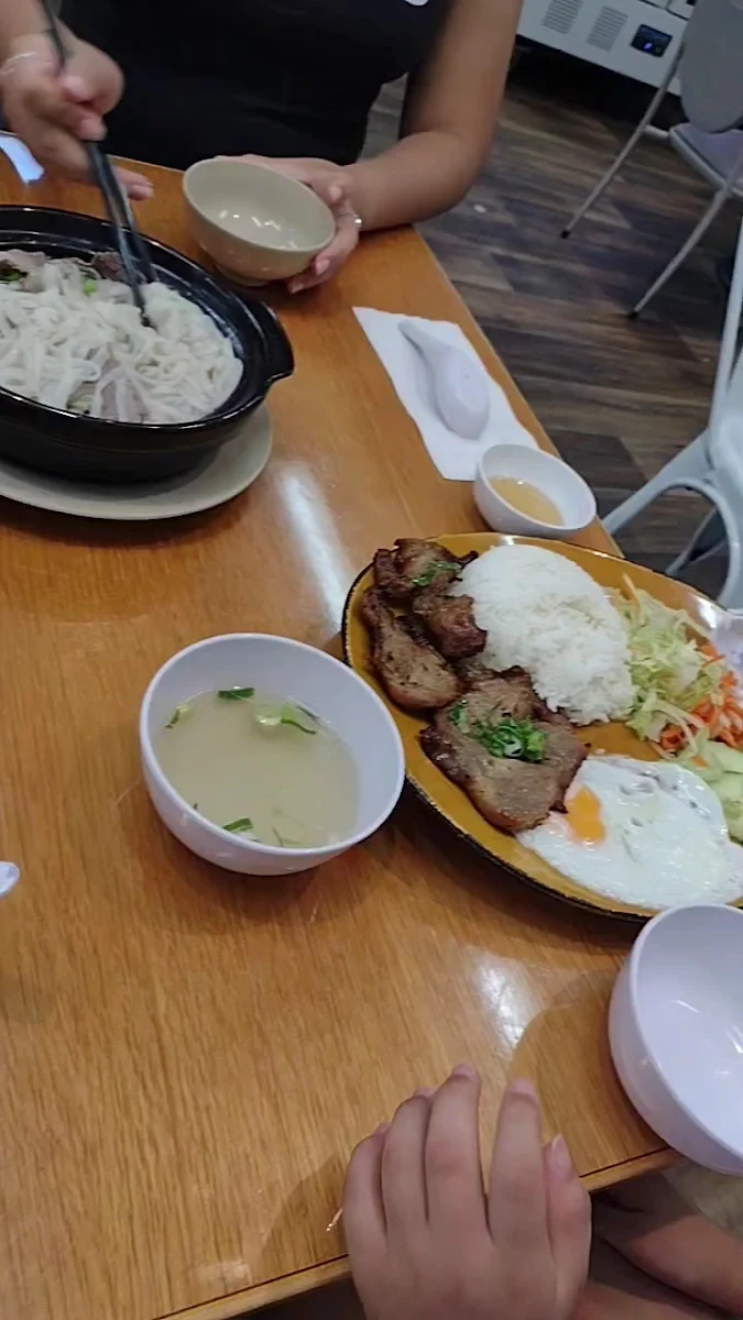 Food & drink, Mekong Riverside Vietnamese & Chinese Cuisines