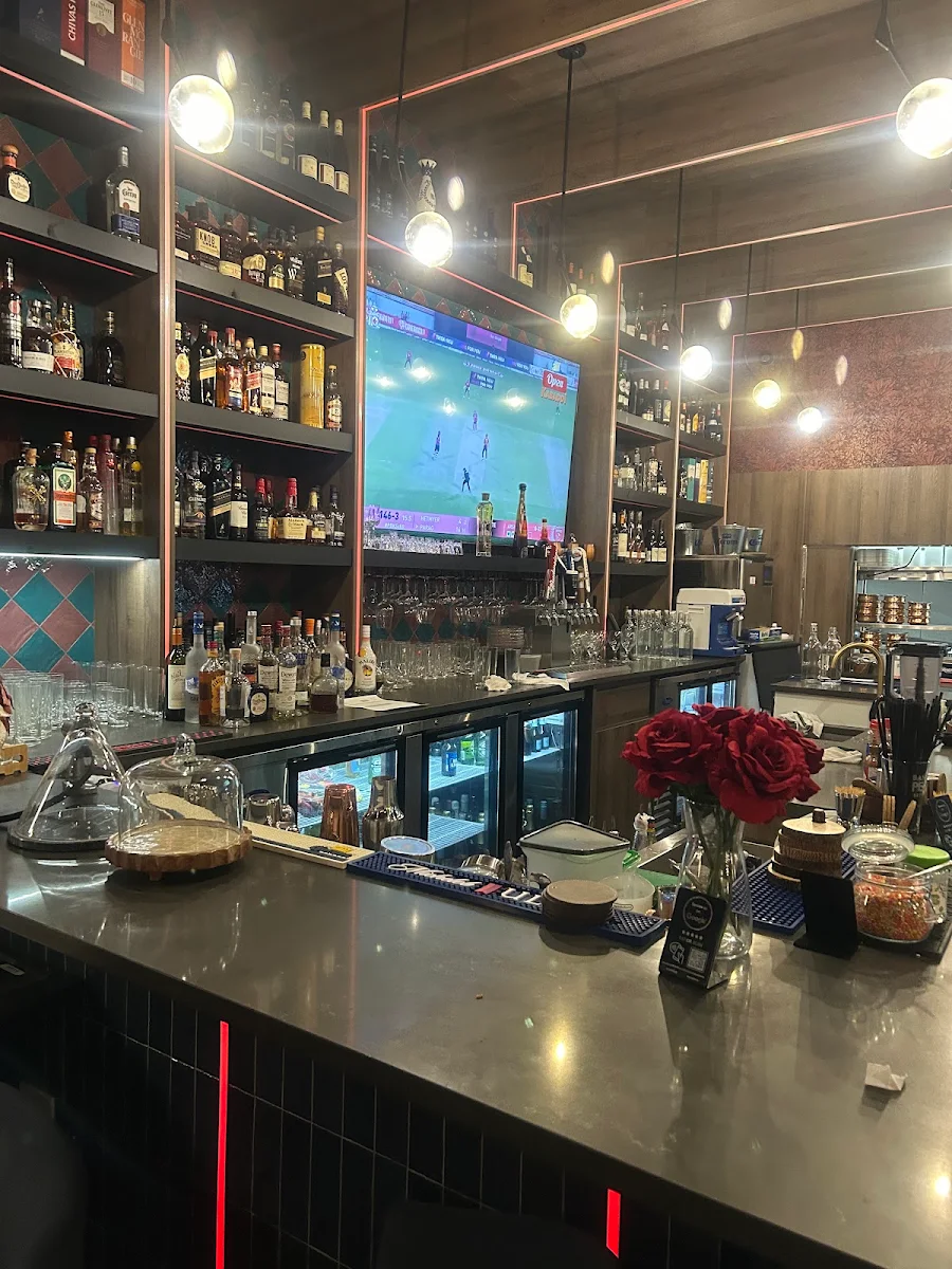 Vibe, Rangoli Kitchen + Bar