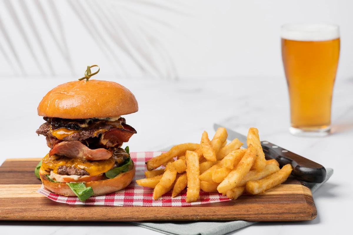 Food & drink, LIONS@springwood