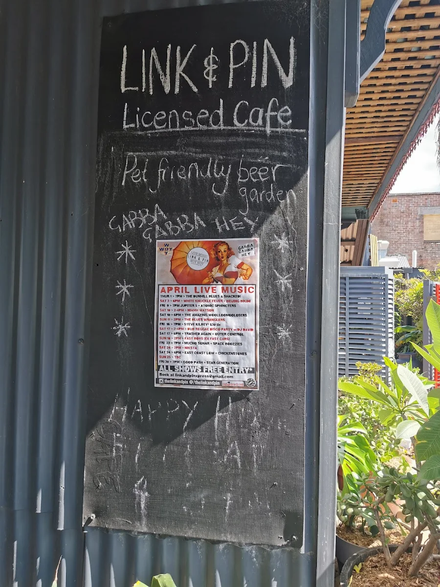Menu, Link & Pin Woy Woy