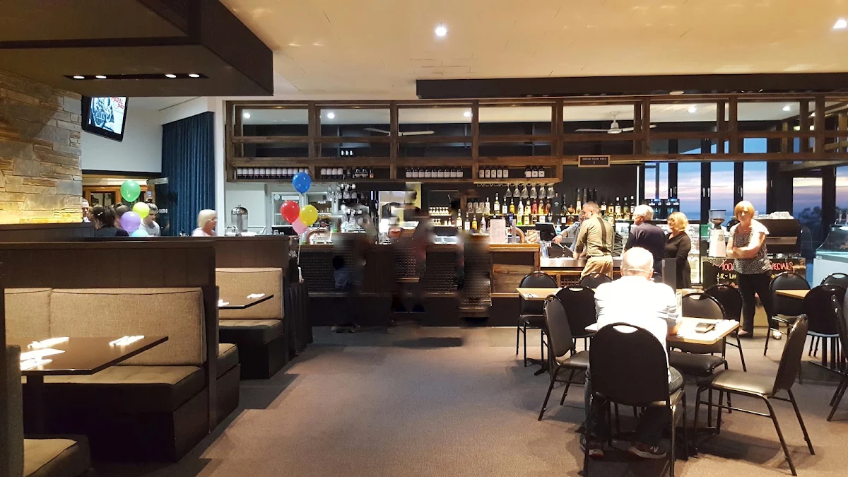 Vibe, Clifton Springs Golf Club Bistro