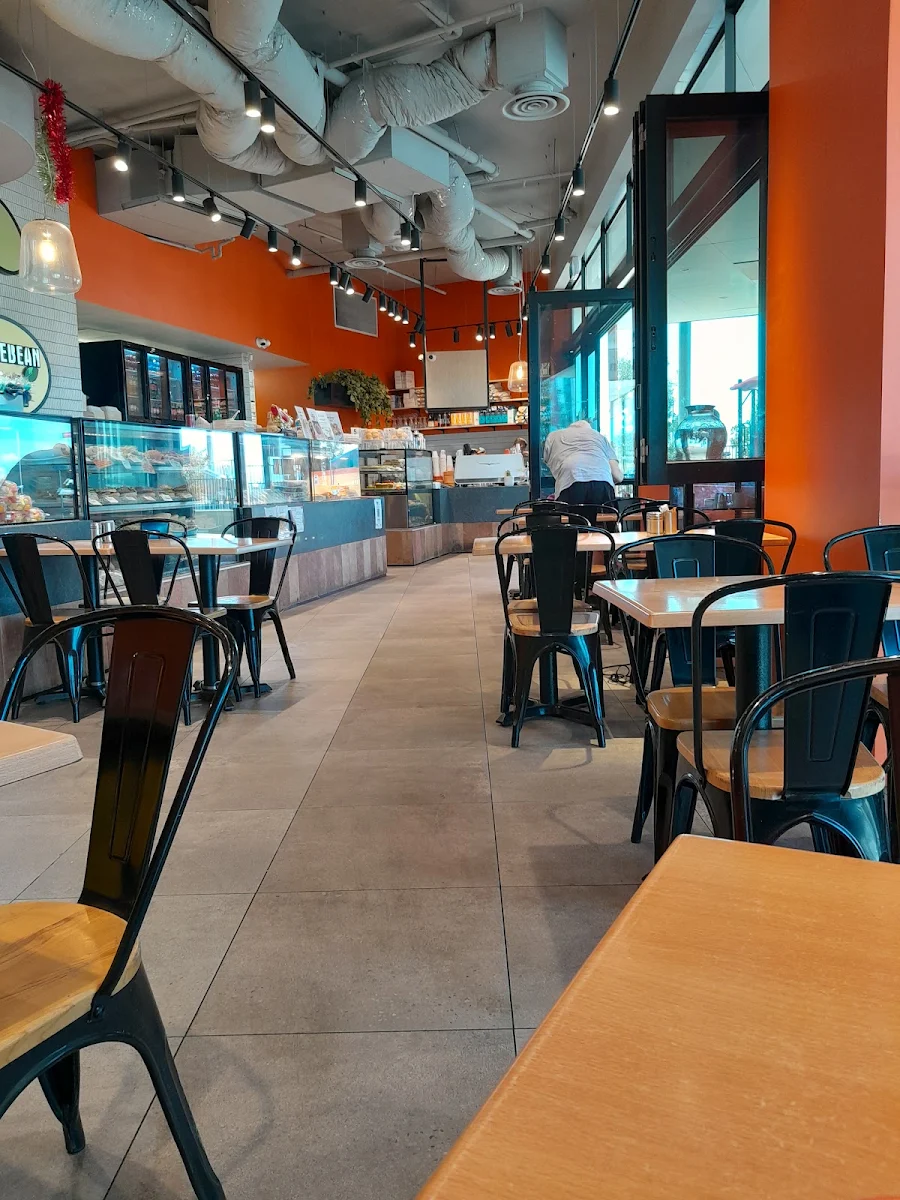 Vibe, Coffee Bean Cafe