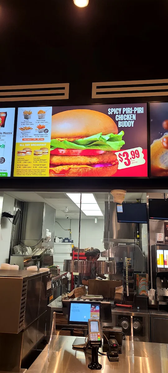Menu, A&W Canada