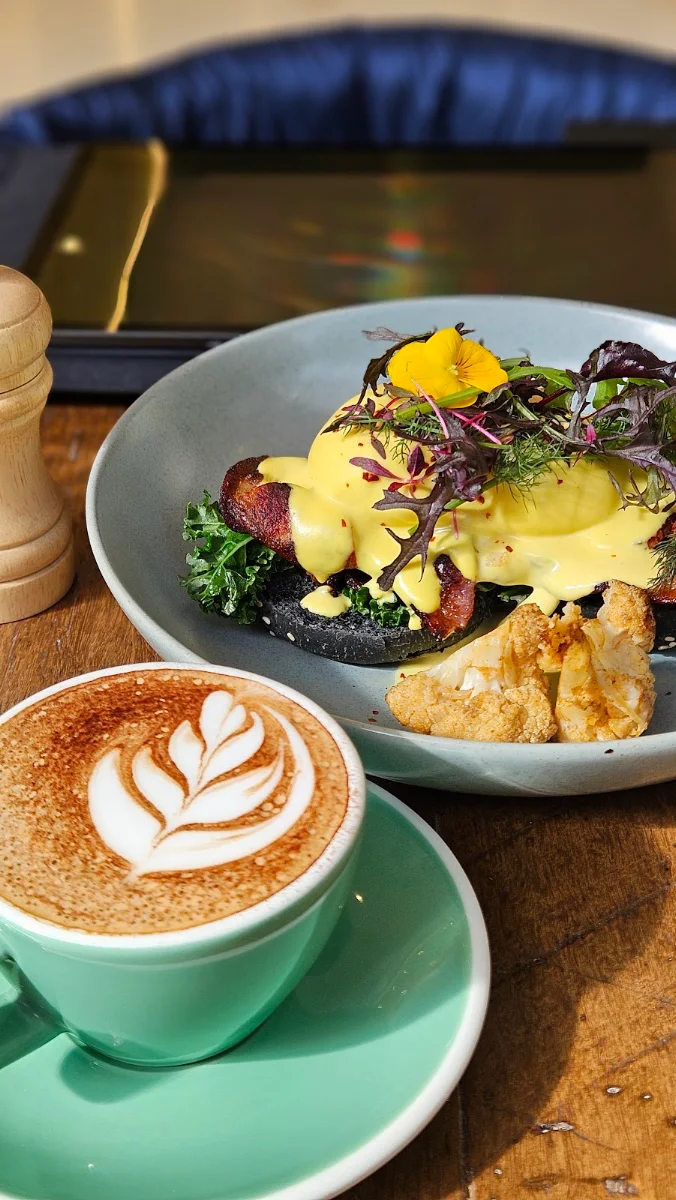 Food & drink, Girdlers Café - Castle Towers