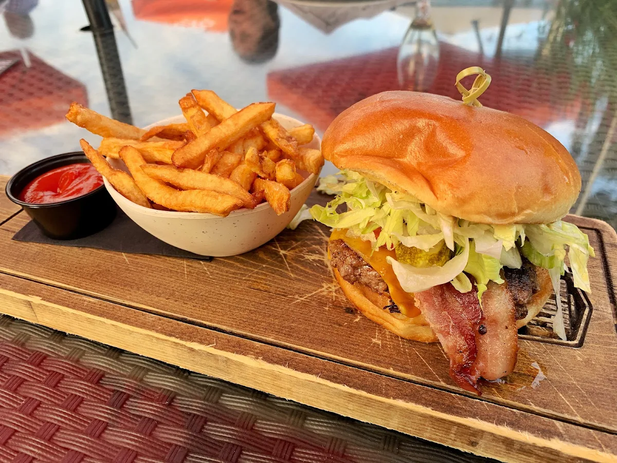 Food & drink, The Clayton Public House
