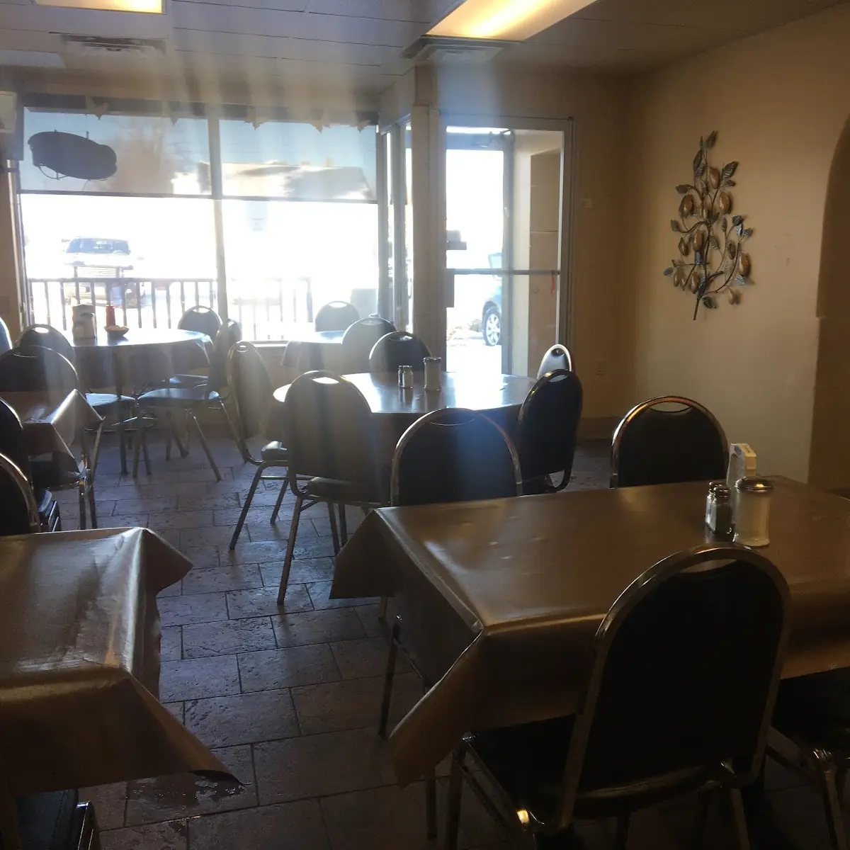Vibe, Village Gardens Family Restaurant