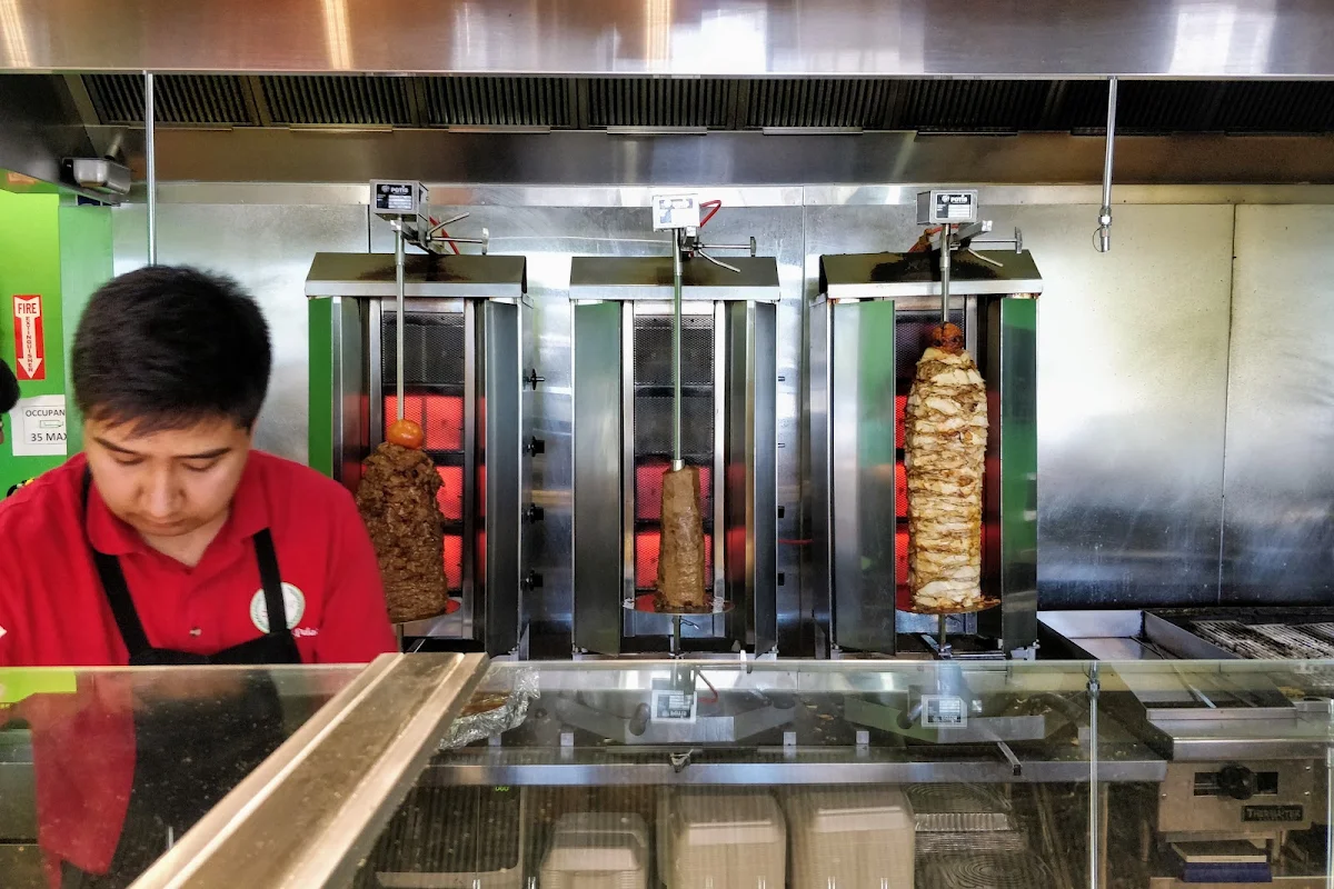Vibe, Shawarma Palace
